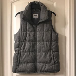 Old navy puffer vest size M